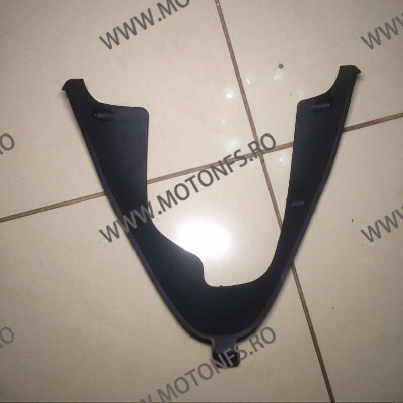 CBR929RR 2000 2001 FIREBLADE Plasticul ce acopera galeria Honda A6TWH  Burta & Bugspoiler 140,00 lei 140,00 lei 117,65 lei 11...