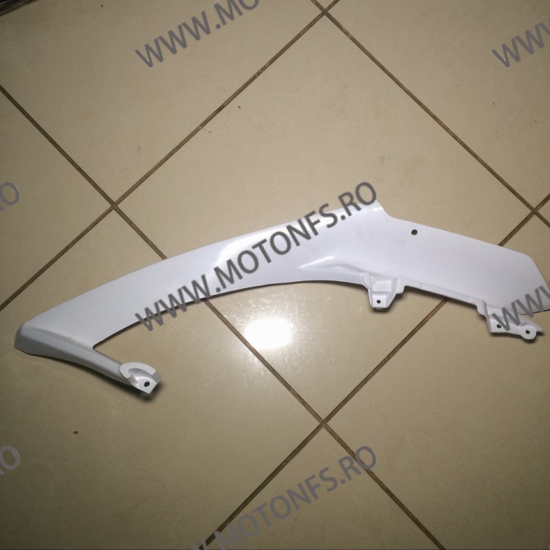 R1 2007 2008 CARENA LATERALA DREAPTA SUS GRDS91 GRDS91  Carene laterale 145,00 lei 145,00 lei 121,85 lei 121,85 lei