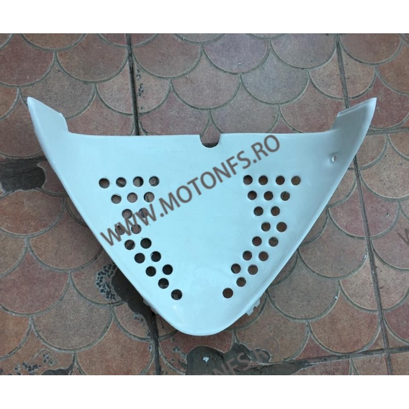 GSXR600 GSXR750 Srad 1996 1997 1998 1999 2000 SIBR7  Burta & Bugspoiler 60,00 lei 60,00 lei 50,42 lei 50,42 lei