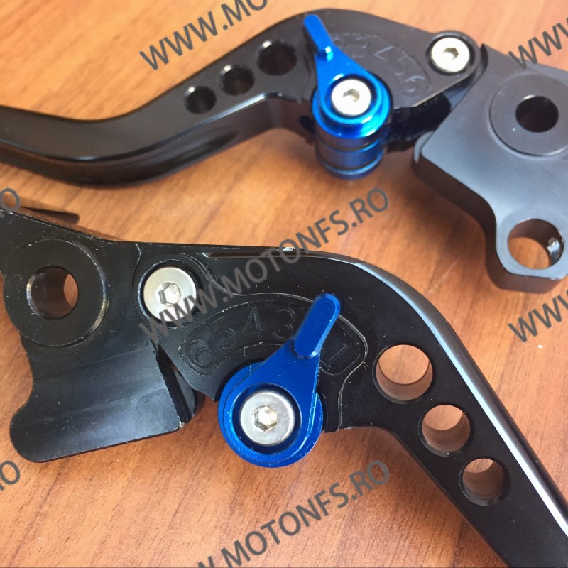 Set Manete Scurte Ambreiaj Frana 2 Degete Negru Cu Cheita Albastre SCUYJ5 SCUYJ5 Manete Classic Scurte 2 Degete 150,00 lei 1... Set Manete Scurte Ambreiaj Frana 2 Degete Negru Cu Cheita Albastre SCUYJ5 SCUYJ5 Manete Classic Scurte 2 Degete 150,00 lei 1...