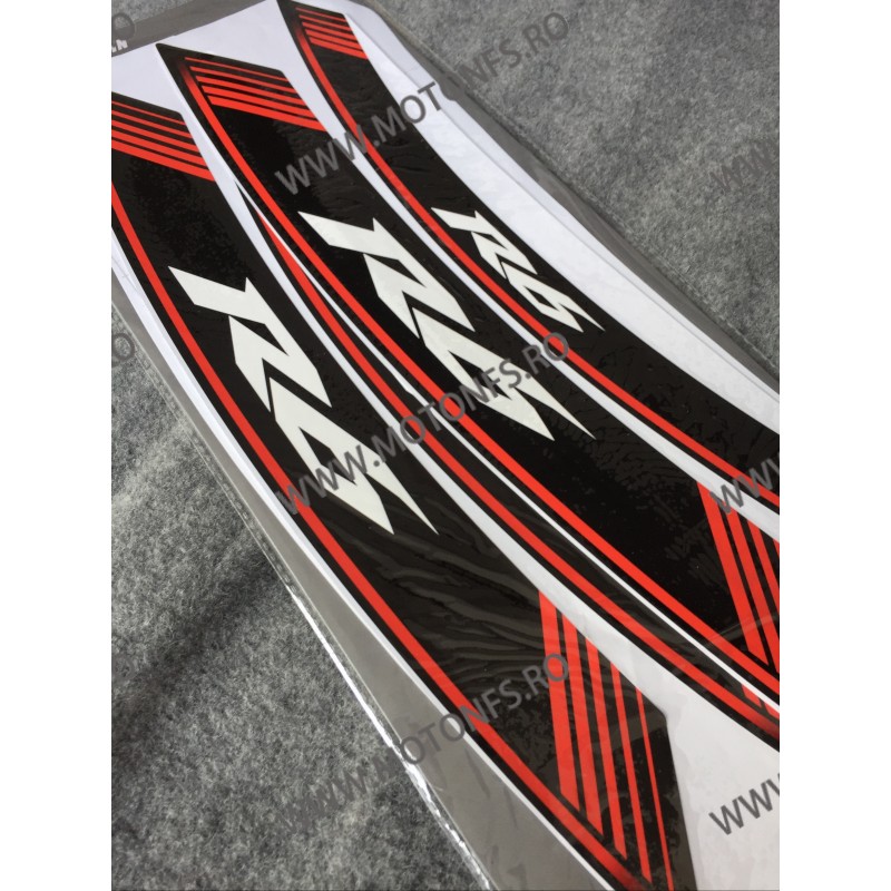 Yamaha R6 Rim Stripes Stickere Special Mtk957034 Mtk957034  Autocolant Roti / Jante 89,00 lei 89,00 lei 74,79 lei 74,79 lei