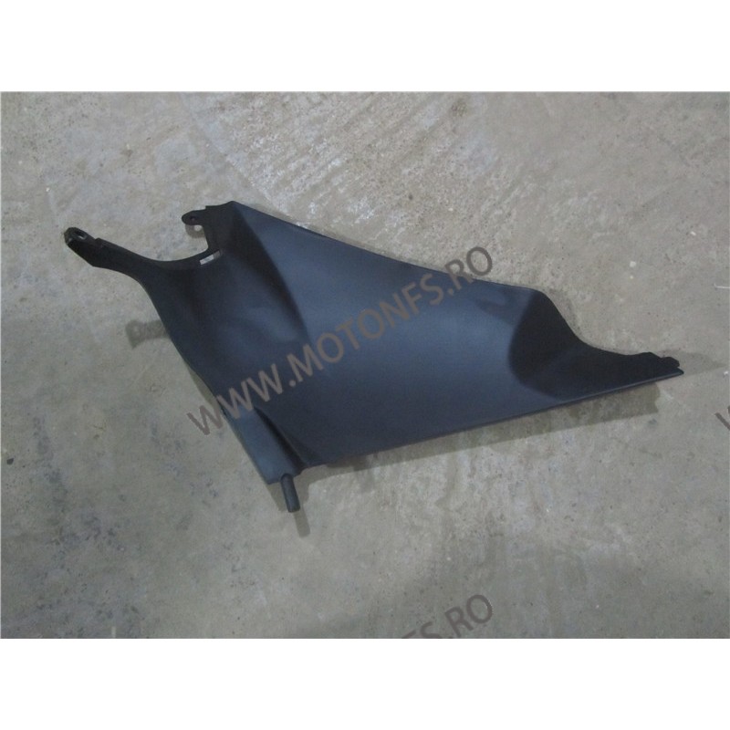 GSXR1000 2005 2006 Plastic de sub carena frontala Stanga Si Drepta UH1EK10B UH1EK10B  Carene laterale 150,00 lei 150,00 lei 1...
