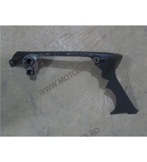 GSXR1000 2005 2006 Plastic carena frontala Stanga si Drepta C5F8UDCM C5F8UDCM  Carene laterale 150,00 lei 150,00 lei 126,05 l...