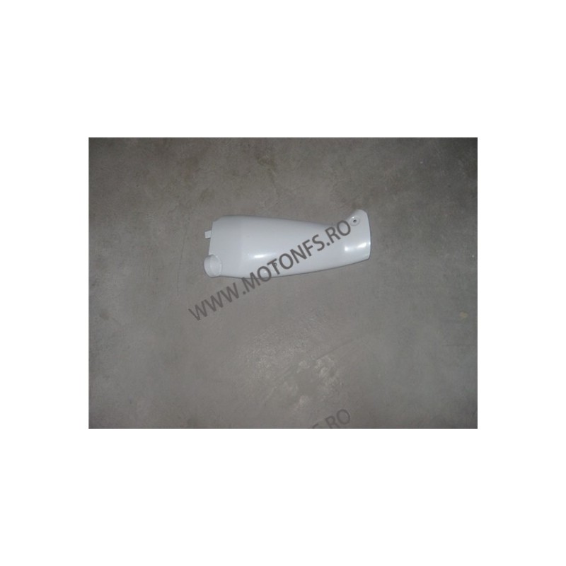 R1 2009 -2012capac ram air stanga UJUZ UJUZ  R1 2009-2014 90,00 lei 90,00 lei 75,63 lei 75,63 lei