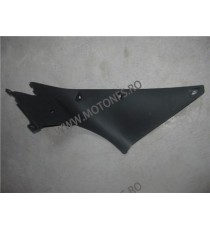 R1 2009 -2012 plastic lateral stanga 5L55 5L55  Acasa 50,00 RON 50,00 RON 42,02 RON 42,02 RON