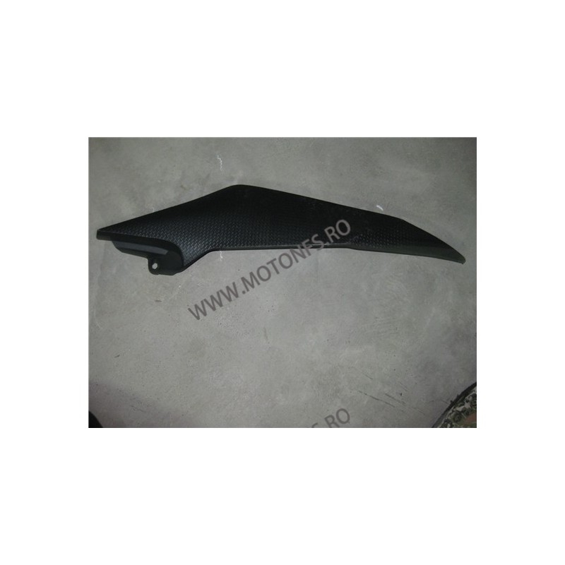 R6 2008 - 2015 Carena rezervor stanga VLS6 VLS6  R6 2008-2016 80,00 lei 80,00 lei 67,23 lei 67,23 lei