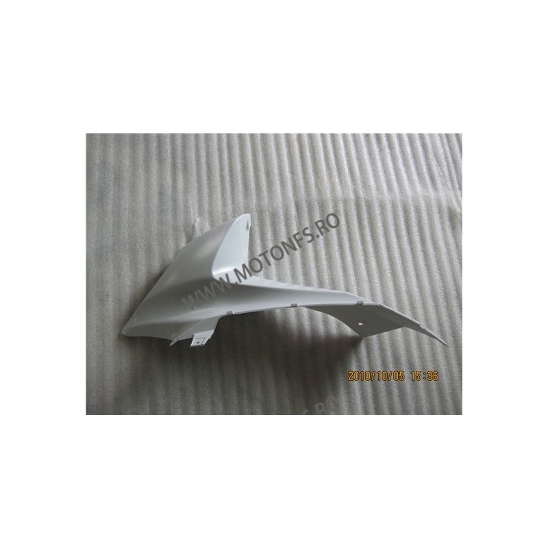 GSXR1000 2009 2010 2011 carena laterala capac ram air stanga WZ7X WZ7X  GSXR1000 2009-2011 150,00 lei 150,00 lei 126,05 lei 1...