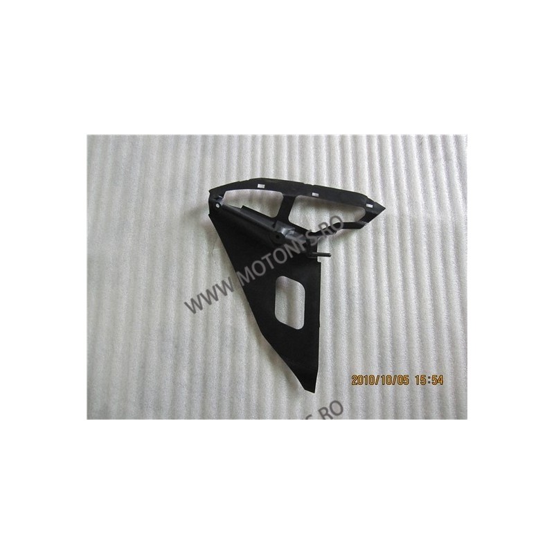 GSXR1000 2009 2010 2011 carena plastic laterala dreapta 1V1Y 1V1Y  GSXR1000 2009-2011 135,00 lei 135,00 lei 113,45 lei 113,45...