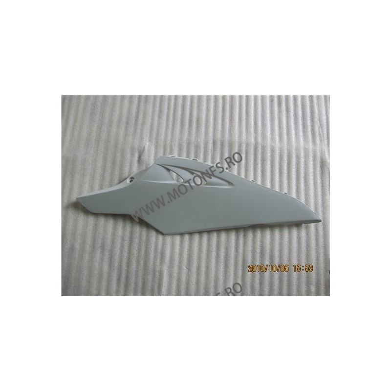 GSXR1000 2009 2010 2011 carena laterala dreapta jos T9R9 T9R9  GSXR1000 2009-2011 160,00 lei 160,00 lei 134,45 lei 134,45 lei