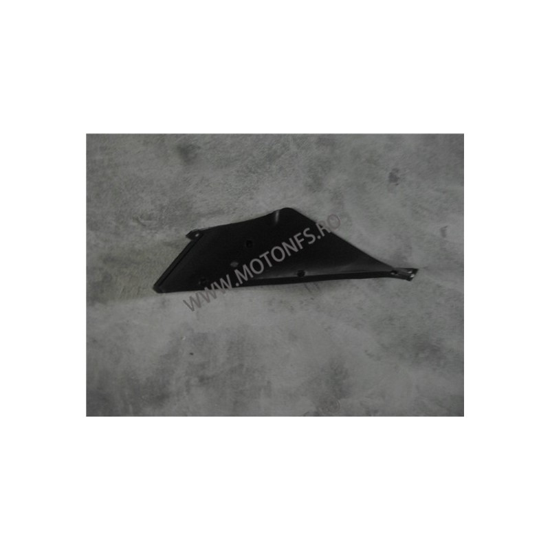 R1 1998 1999 carena plastic laterala dreapta KD23 KD23  R1 1998 1999 95,00 lei 95,00 lei 79,83 lei 79,83 lei