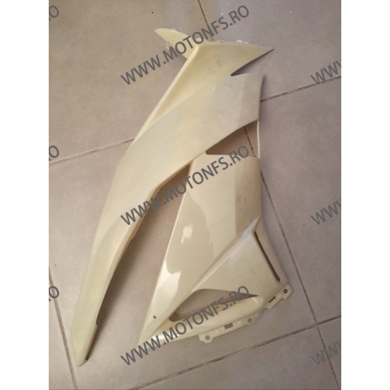 ZX6R 2009-2012 carena laterala dreapta sus WFB8 WFB8  ZX6R 2009-2017 350,00 lei 350,00 lei 294,12 lei 294,12 lei