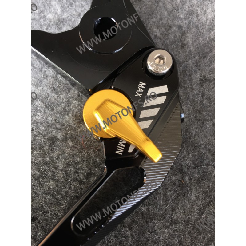 Set Manete Manete scurte 5D Prelucrare cnc negru cu cheita auriu S9UGSGM S9UGSGM  Manete Scurte 5D 2 Degete 160,00 lei 149,00...