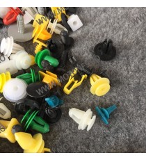 Pachet 200 bucati cleme, clipsuri, bumbi Moto / auto pentru interior - exterior CCMC8891  Clipsuri 30,00 lei 30,00 lei 25,21 ...