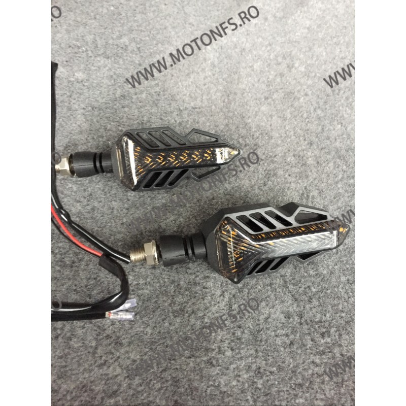 Set Semnalizari moto semnal LED , Semnalizari motociclete Led, semnalizari led 5T6H 5T6H Semnalizare Moto LED Universale 70,... Set Semnalizari moto semnal LED , Semnalizari motociclete Led, semnalizari led 5T6H 5T6H Semnalizare Moto LED Universale 70,...