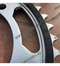 GSXR600 2001-2006 SET PINION ARASHI CF300-17T/CR300-45T CF300-17T/CR300-45T  GSXR600 / 750 2001-2003 100,00 lei 100,00 lei 84...