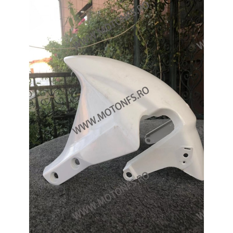 CBR600RR 2005 2006 Aripa Fata Nevopsit UAHZ1 UAHZ1  Aripa fata 240,00 lei 240,00 lei 201,68 lei 201,68 lei