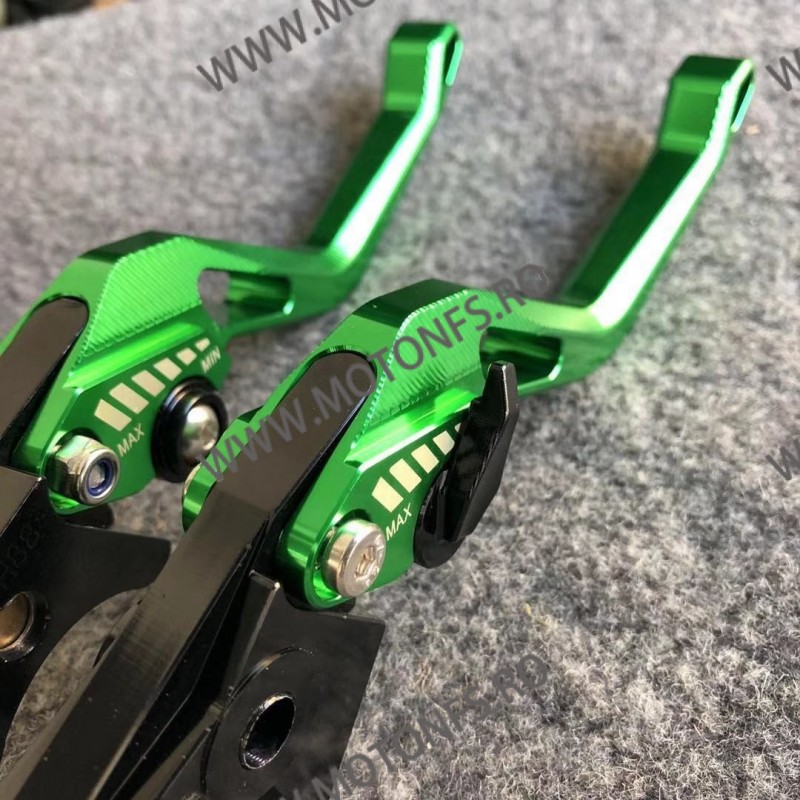 Manete Manete scurte 5D Prelucrare Cnc Verde Cu Chieta Negru KXSGQ7Z KXSGQ7Z  Manete Scurte 5D 2 Degete 160,00 lei 149,00 lei...