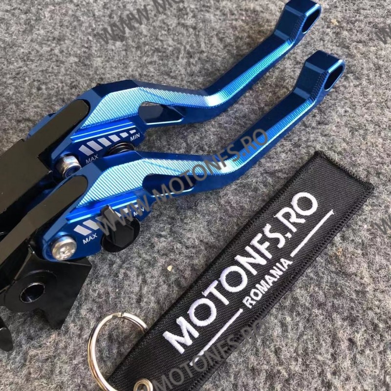 Manete Manete scurte 5D Prelucrare Cnc Albastru Cu Chieta Negru DSF78D3 DSF78D3  Manete Scurte 5D 2 Degete 160,00 lei 149,00 ...