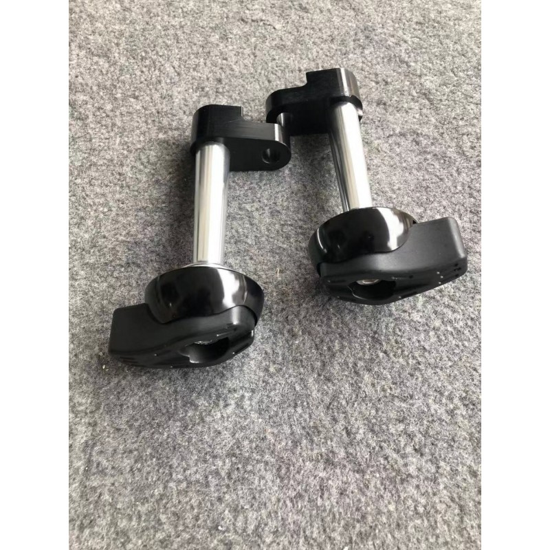 Z750 2004 - 2006 Kawasaki Buloane Protectie Carena Crash Pad-uri MUH5L MUH5L  Protectie Motor 245,00 lei 245,00 lei 205,88 le...