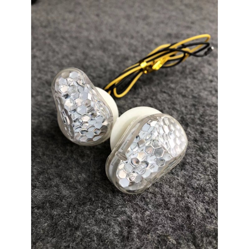 Semnale LED Pentru Carena Yamaha Omologat ( E11 ) Transparent SLC303-003b 303-003b  R6 2003-2005 40,00 lei 40,00 lei 33,61 le...