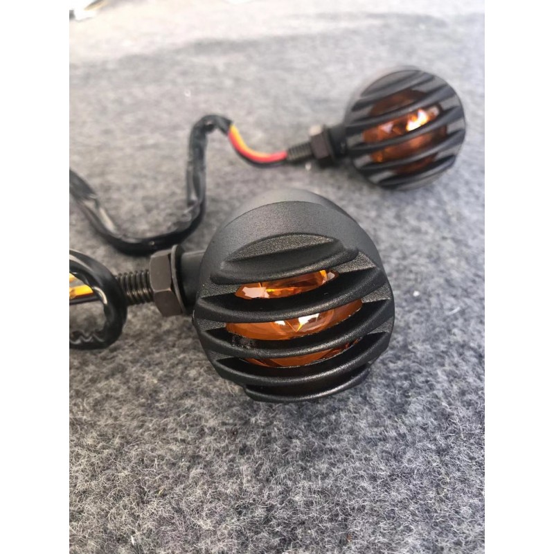 Set 2 Buc Semnale Semnalizatoare Pe LED Moto Cafe Racer Bobber Chopper Retro Hp-028 hp-028  Acasa 60,00 lei 60,00 lei 50,42 l...