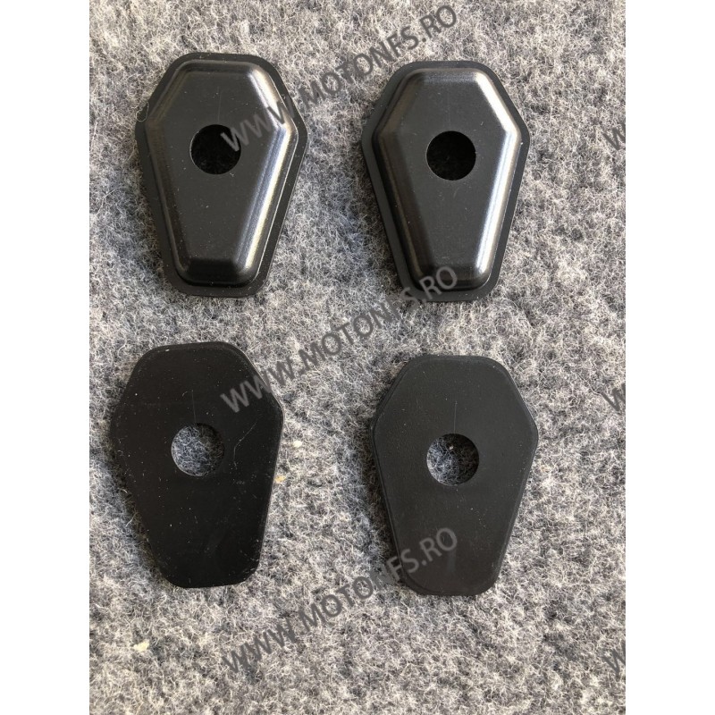 Suzuki Adaptoare Semnale Pentru Carena / Flasher light accessoires JMP 705.72.43  GSXR600/750 1997-2000 25,00 lei 15,00 lei 2...