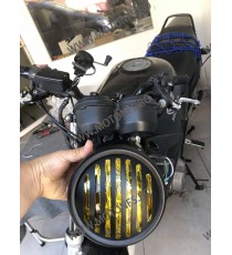 Far Moto Cu Grile Protectie cafe racer chopper, bobber xrl-457 xrl-457  Faruri Moto Universale 145,00 lei 145,00 lei 121,85 l...