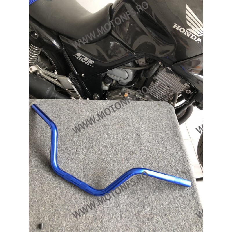 22mm Lungimea 71cm Albastru Ghidon Aluminiu Universal moto Cafe Racer Chopper Dragstyle Dragbar XS1DD XS1DD  Ghidon 85,00 lei...