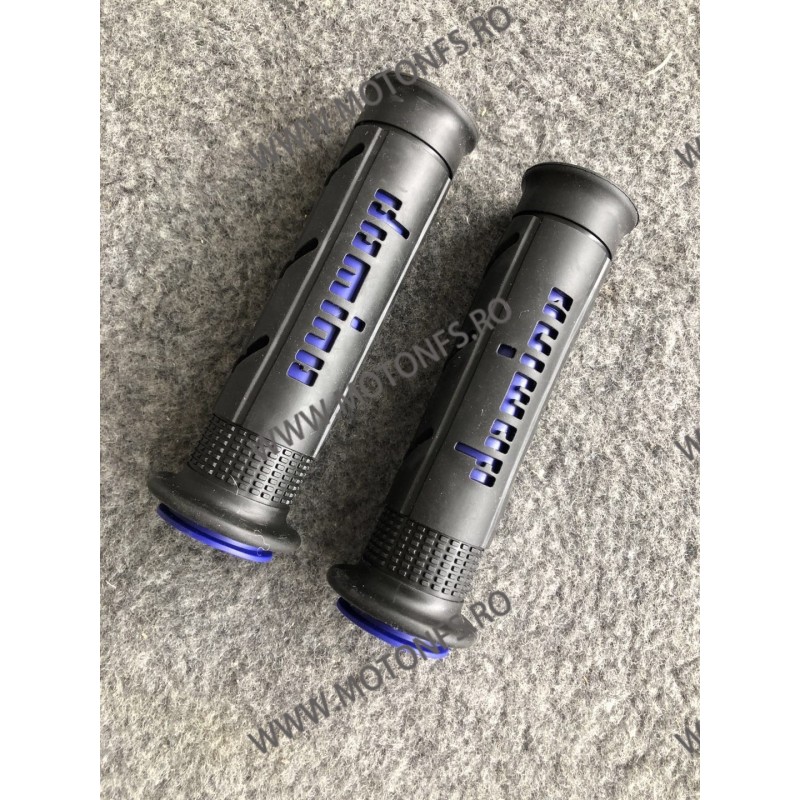 Set Mansane Cauciuc Universal Domino Negru J9TDB  Mansoane Cauciuc Universale 40,00 lei 40,00 lei 33,61 lei 33,61 lei