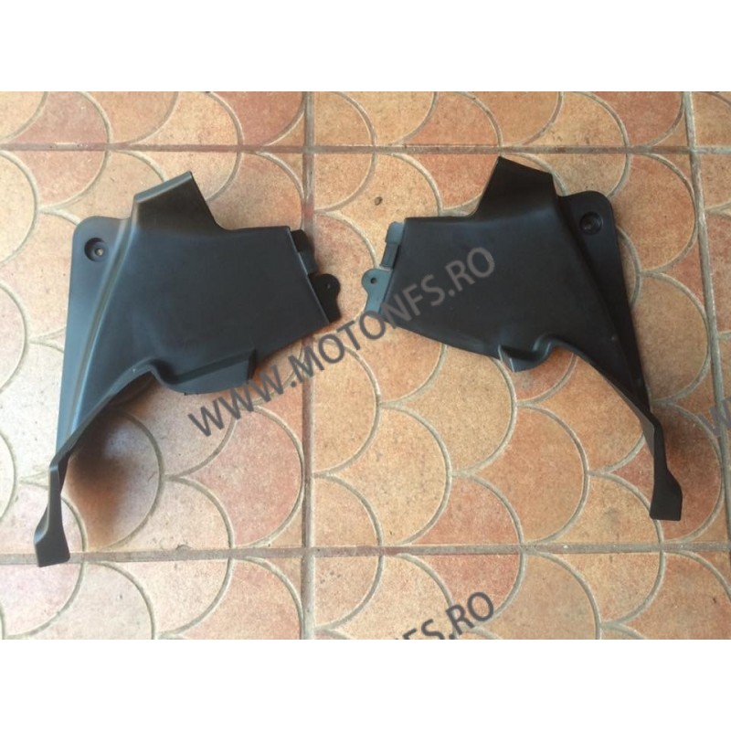 VFR800 2002 2003 2004 2005 2006 2007 2008 2009 2010 2011 2012 Carena Plastic Honda 7N1M9  Plastice laterale 160,00 lei 160,00...