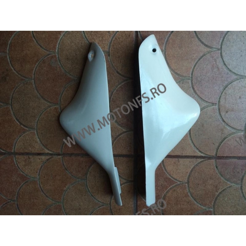 ZX9R 1998 1999 2000 2001 / ZX6R 2000 2001 2002 Carena Plastic Laterala Kawasaki FLG0A FLG0A  Plastice laterale 100,00 lei 100...