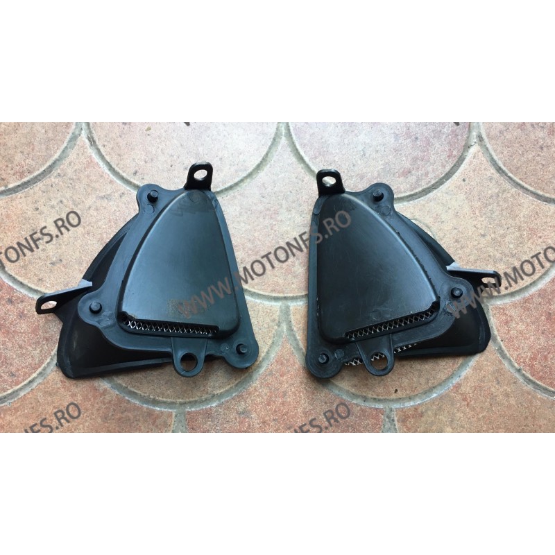 CBR1000rr 2006-2007 Prize aer Honda QIHN4 QIHN4  Codita 130,00 lei 130,00 lei 109,24 lei 109,24 lei