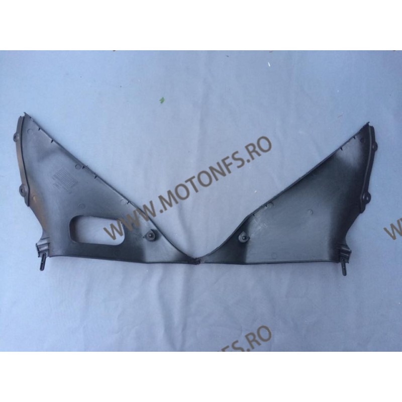 GSXR600 / GSXR750 2008 2009 2010 Plastic de sub carena frontala Suzuki JJID7 JJID7  Plastice laterale 120,00 lei 120,00 lei 1...