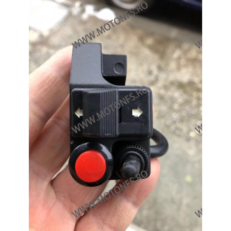 Comenzi ghidon instrumente moto scuter Suportii Oglinzi M8 ER3YV ER3YV  Comenzi Ghidon 45,00 lei 45,00 lei 37,82 lei 37,82 lei