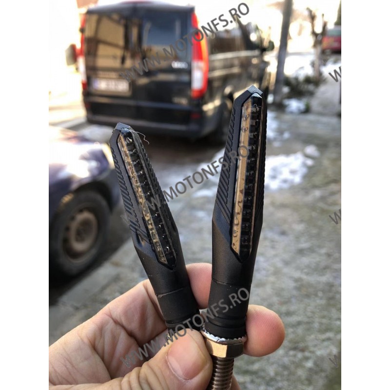 Set 2 Bucati Semnale Ascendent Universale Pe Led SM890 SM890  Semnale Moto Ascendent Secventiale 40,00 lei 40,00 lei 33,61 le...