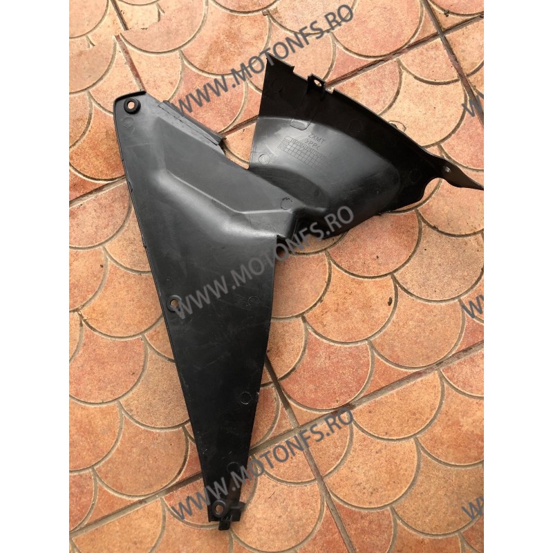 CBR1000RR 2004 2005  Carena Plastic Laterala Honda  CAJP44 CAJP44  Plastice laterale 120,00 lei 120,00 lei 100,84 lei 100,84 lei