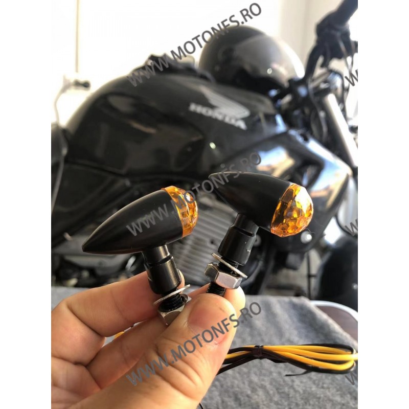 2 Buc Semnale LED Semnalizatoare Bullet Moto Cafe Racer Bobber Chopper Retro A08Y2 A08Y2 Semnal Universale Cafe Racer Choppe... 2 Buc Semnale LED Semnalizatoare Bullet Moto Cafe Racer Bobber Chopper Retro A08Y2 A08Y2 Semnal Universale Cafe Racer Choppe...