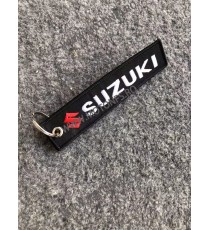 SUZUKI Breloc Brodat Pe Ambele Fete 54P7K 54P7K  Breloc Chei 20,00 lei 20,00 lei 16,81 lei 16,81 lei