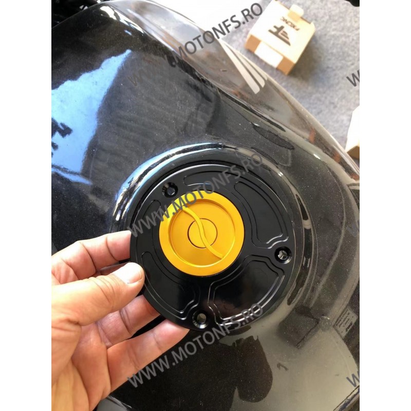 Yamaha Buson Rezervor Deschidere Rapida Negru / Auriu 8KHJS 8KHJS no  YZF600R 1997-2007  165,00 lei 148,50 lei 138,66 lei 124...