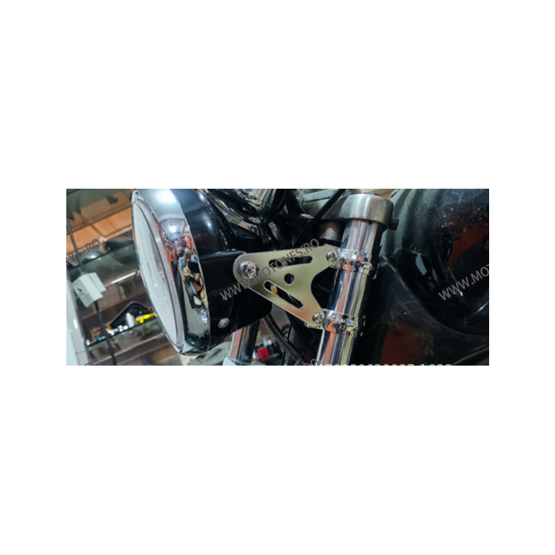 Set Suport Far furca 32mm - 41mm UTQUI UTQUI  Suport Far Moto Universale 110,00 lei 110,00 lei 92,44 lei 92,44 lei