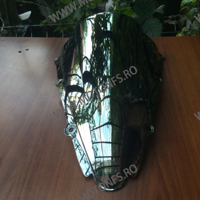 R1 2000 2001 Parbriz Double Bubble Argintiu 8I1DJ 8I1DJ  Parbriza Argintiu Motonfs 160,00 lei 135,00 lei 134,45 lei 113,45 le...