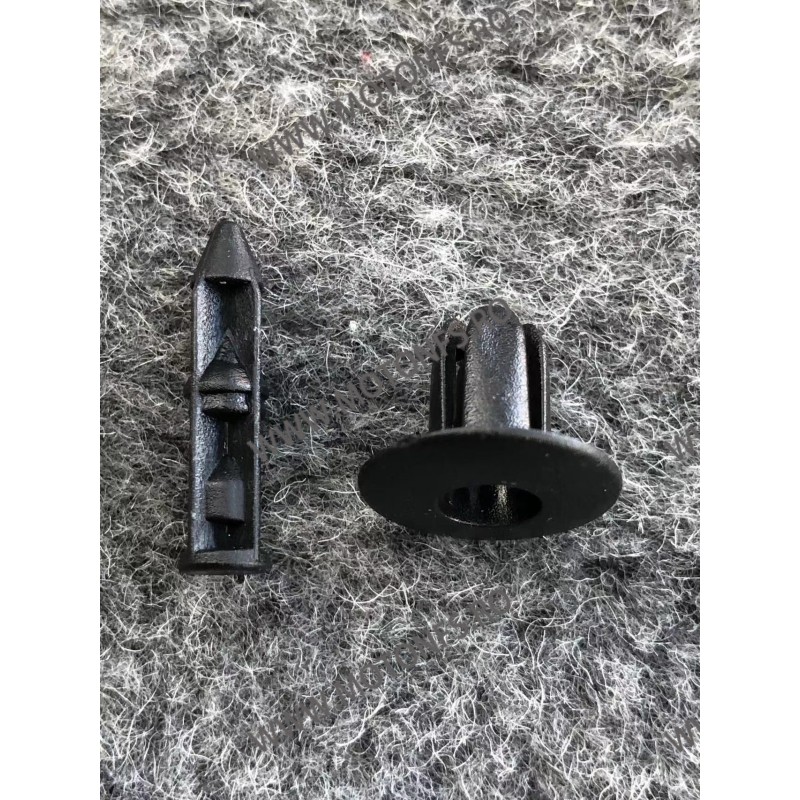 7mm x 24mm Clipsuri pentru carene moto Pret Pentru Bucata VKSD7 VKSD7  Clipsuri Carena Din Plastic 1,00 lei 1,00 lei 0,84 lei...