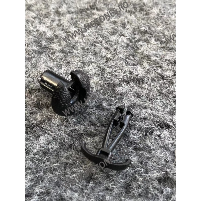 5mm x 18mmClipsuri pentru carene moto  A03XM A03XM  Clipsuri Carena Din Plastic 2,00 lei 2,00 lei 1,68 lei 1,68 lei