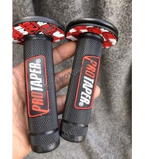 Set 2 Mansoane Motocross, Culoare Negru / Rosu Lungime 120mm 0AK05 0AK05  Mansoane Motocross 40,00 lei 40,00 lei 33,61 lei 33...