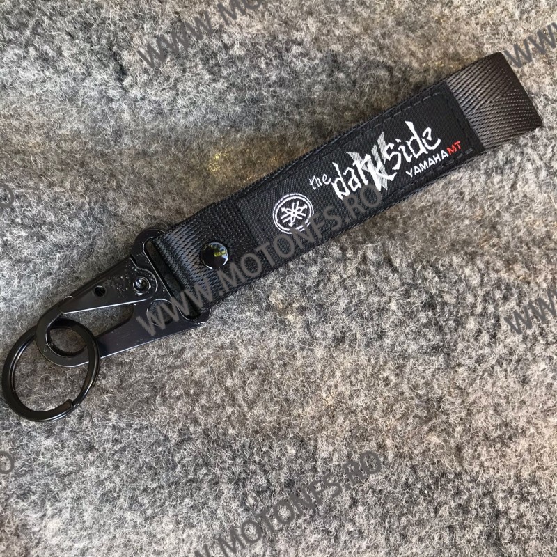 Dark Inside Yamaha MT Revs Your Heart Breloc Moto Pe Ambele Fete 32IBB 32IBB  Breloc Chei 20,00 lei 20,00 lei 16,81 lei 16,81...