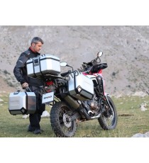 Cutie laterala aluminiu SHAD Terra TR36 D0TR36100R dreapta 130.D0TR36100R SHAD Cutii Laterale Aluminiu SHAD 1,861.00 1,674.90...