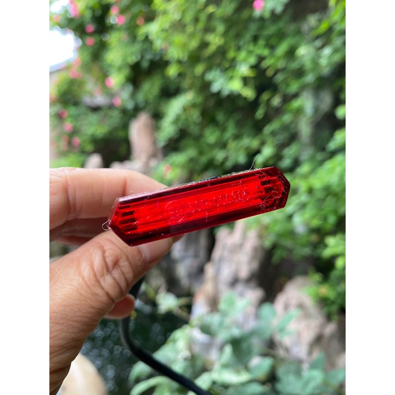 Stop Frana Mini LED / Lampa Spate /Geam Rosu Omologat E24 Moto Universal Cafe Racer Yamaha Kawasaki Honda Suzuki LY0262300R  ...