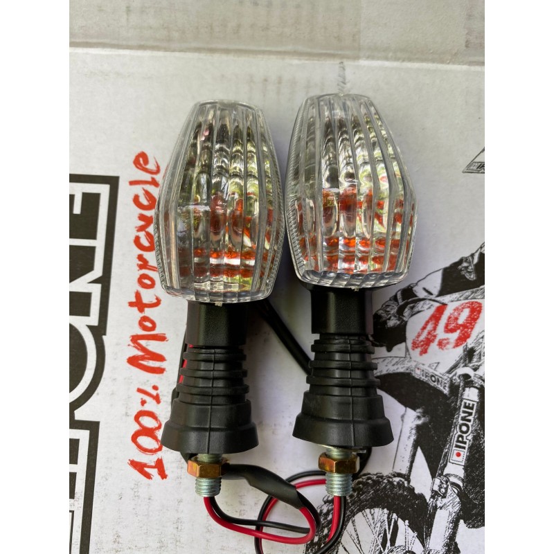Suzuki Semnalizare Cu Bec Pentru Carena 4TQBI  GSXR600 / 750 2001-2003 90,00 lei 90,00 lei 75,63 lei 75,63 lei