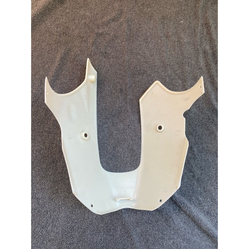 ZX9R 1998 1999 2000 2001 Carena Burta & Bugspoiler Kawasaki HD00K HD00K  Burta & Bugspoiler 370,00 lei 370,00 lei 310,92 lei ...