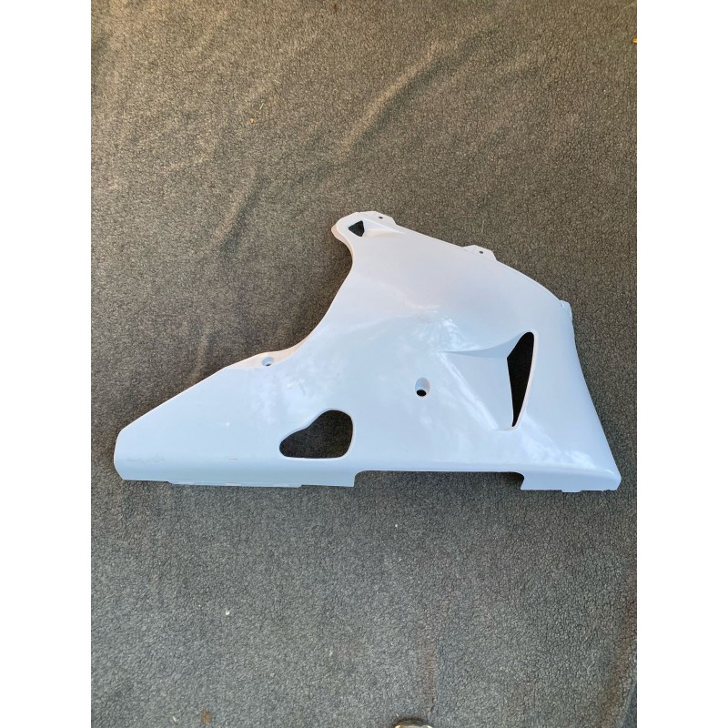 R1 2000-2001 Carena Laterala Yamaha Dreapta-Jos Nevopsit 1DBI1 1DBI1  Carene laterale 350,00 lei 350,00 lei 294,12 lei 294,12...